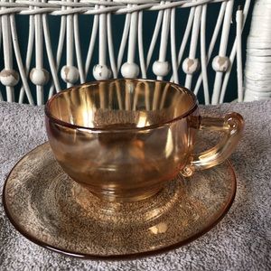 Bundle carnival glass. Cup and saucier bonus New England dish